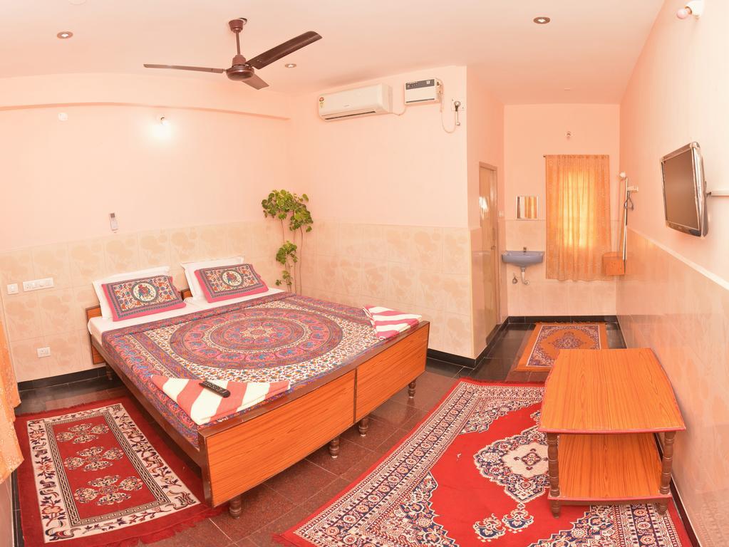 Hotel Siva Residency Mamallapuram Zimmer foto
